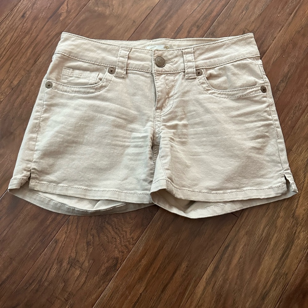 Seven7 Khaki Jean Shorts - Picture 2 of 11